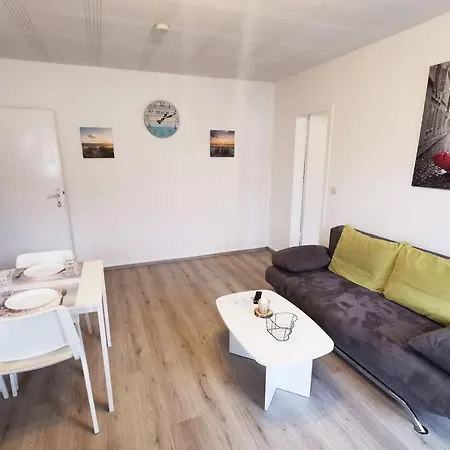 Work & Stay In Neuenrade *